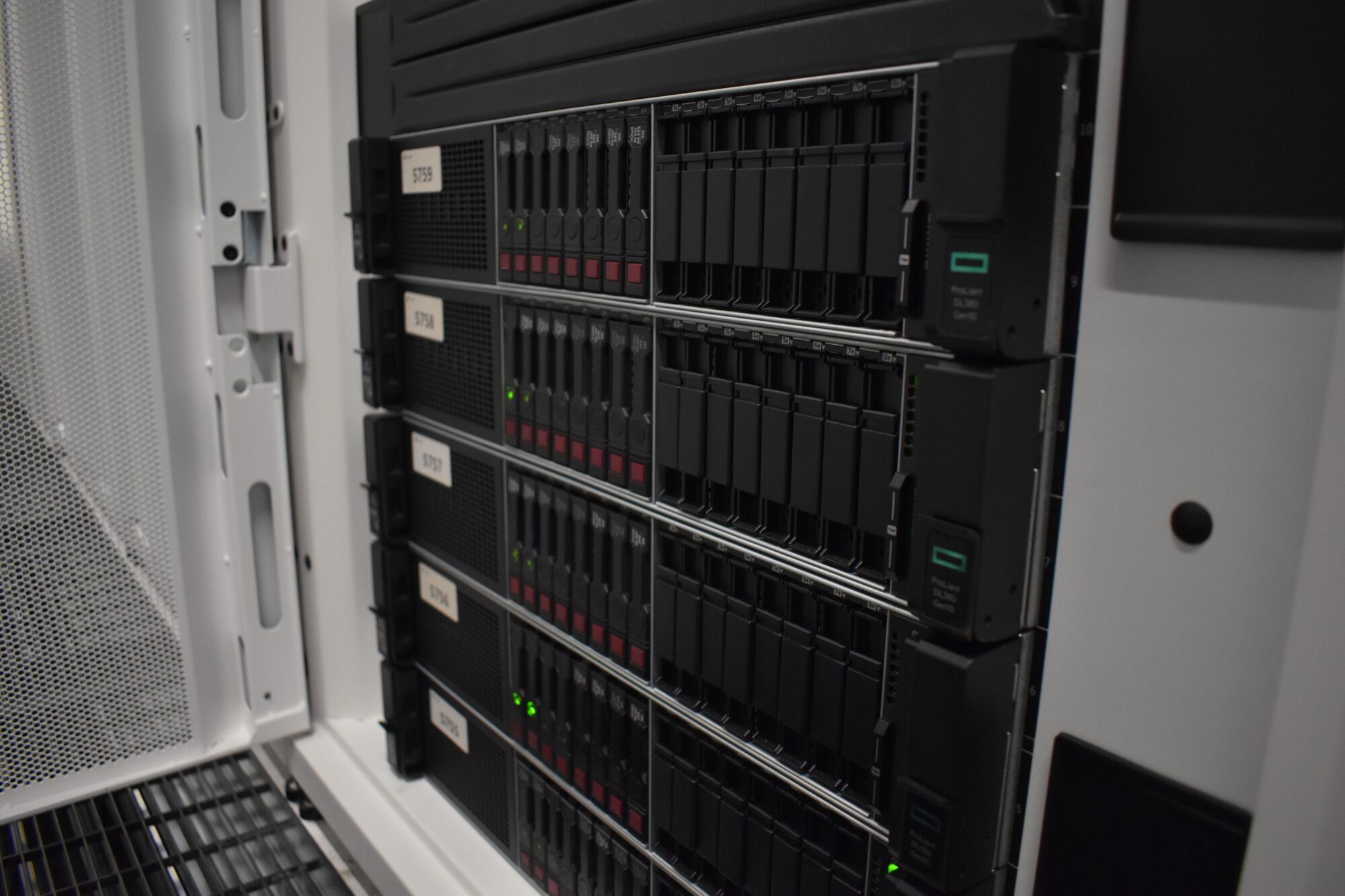 HPE ProLiant DL380 Gen10 servers in our cage at Digital Realty Athens