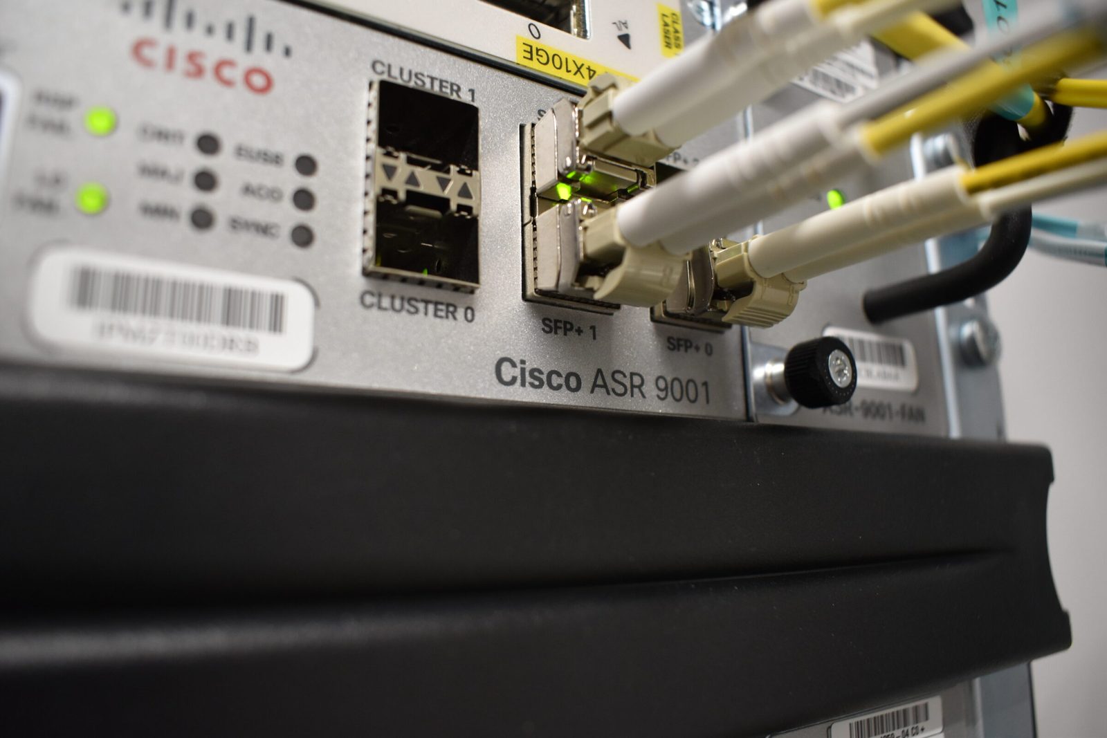 Original Cisco optics and LC fibre in an ASR 9001, 2026